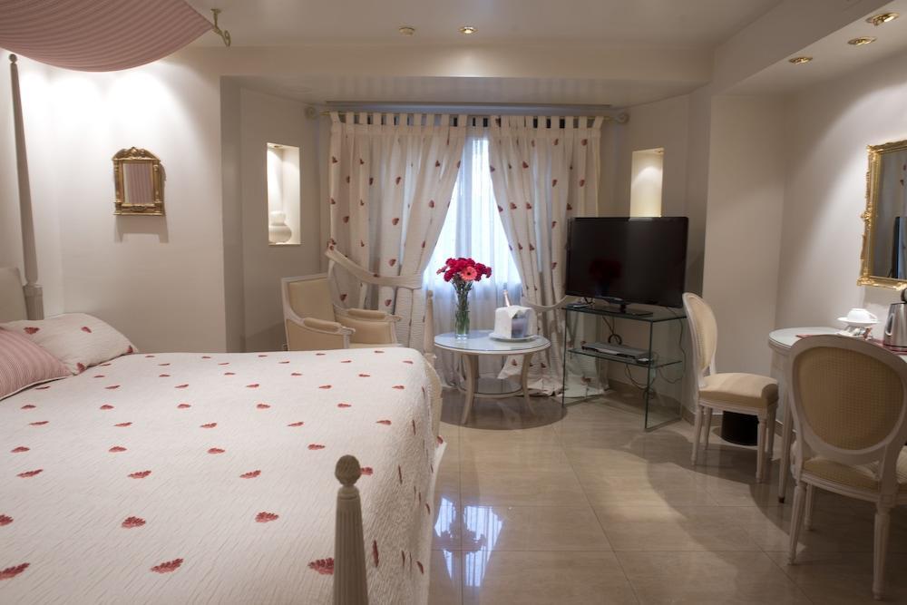A Casa Canut Hotel Gastronomic Les Escaldes Dış mekan fotoğraf A room at the hotel