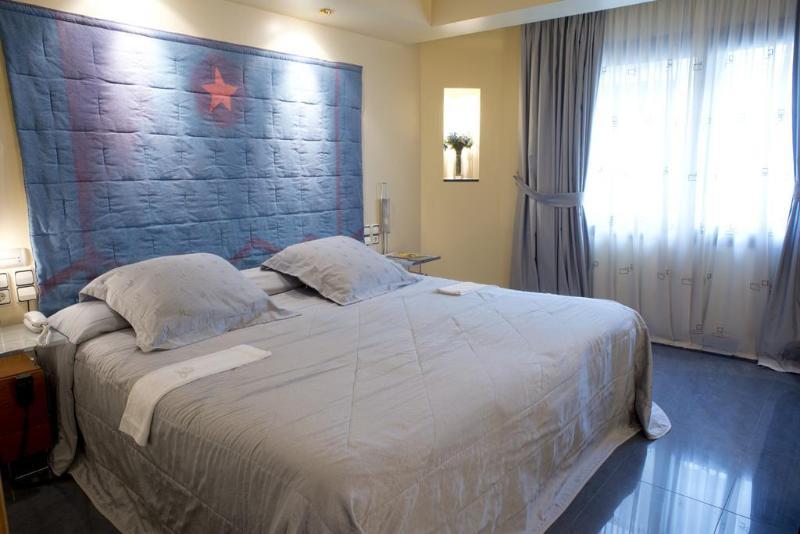 A Casa Canut Hotel Gastronomic Les Escaldes Dış mekan fotoğraf A room at the hotel